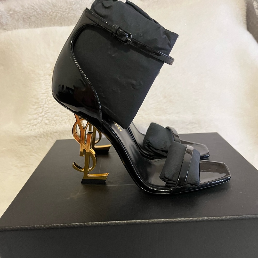 Black YSL sandals nero size 6.5